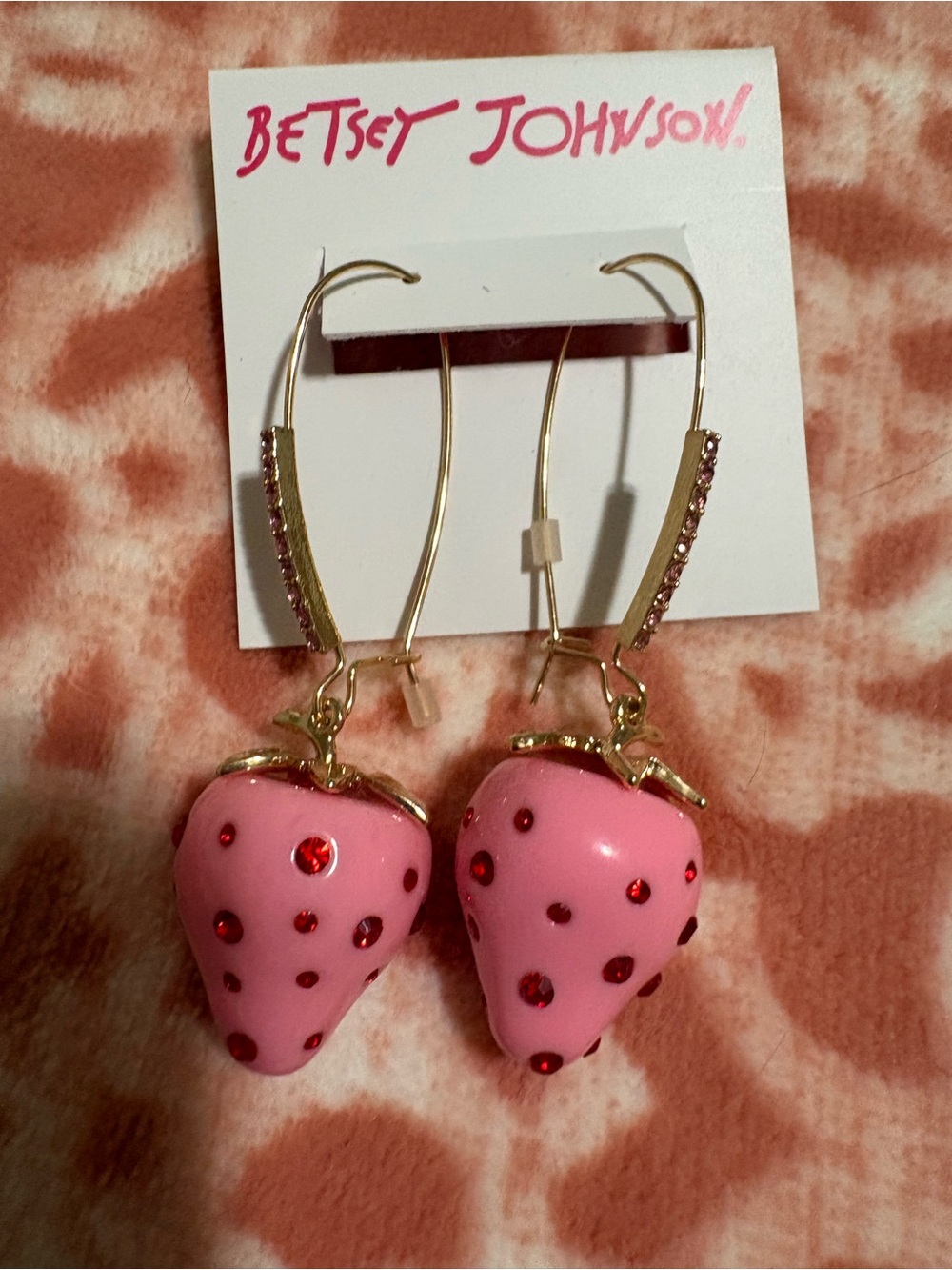 NWT Betsey Johnson Pink & Red Strawberry Dangle Earrings